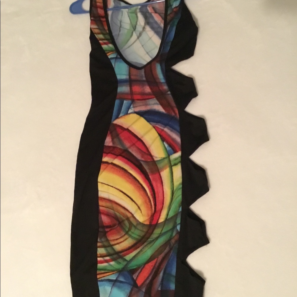 Dress - Picture 2 of 2
